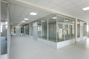 Торговая алюминиевая перегородка для магазина